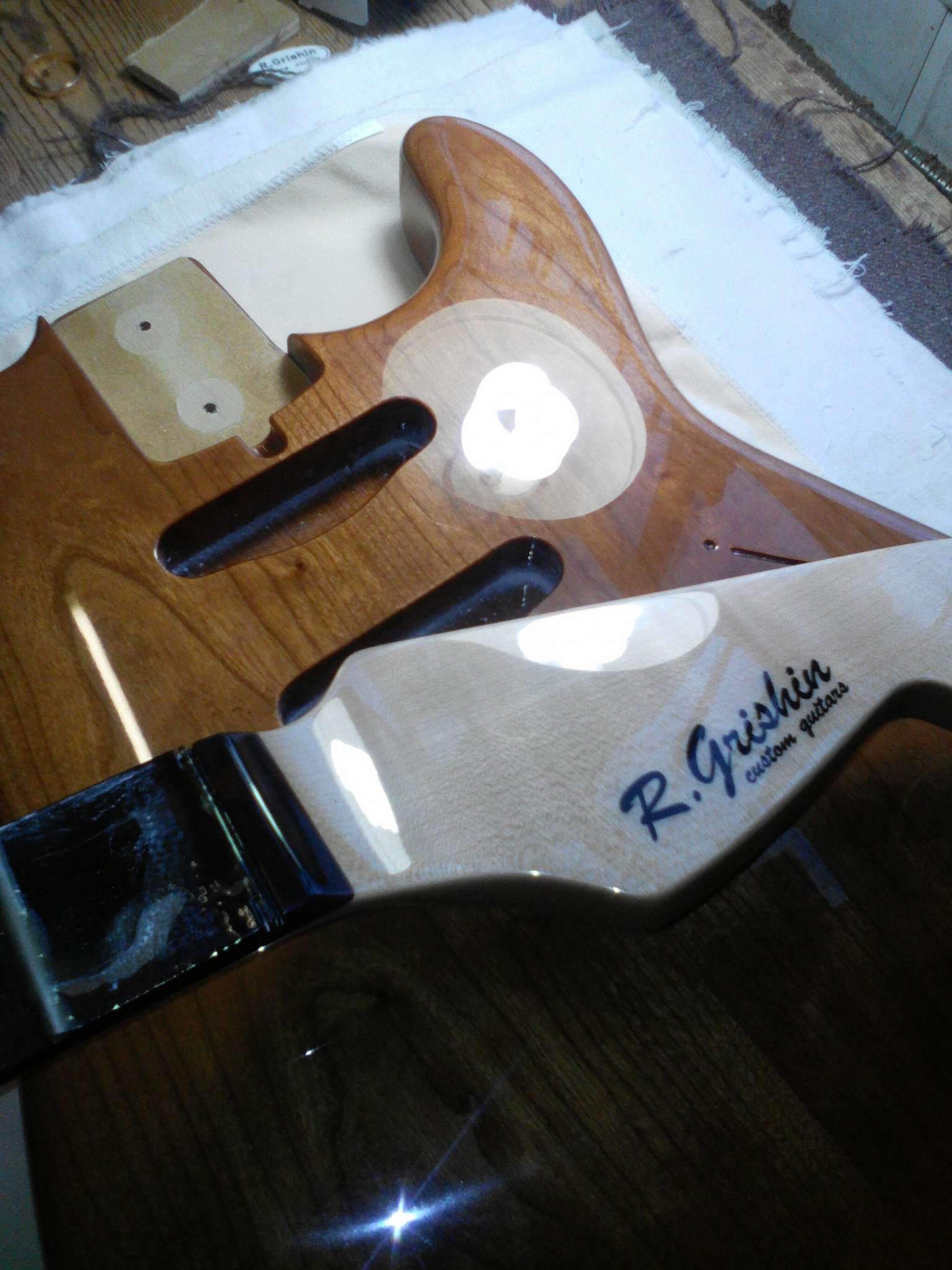 Гитарный мастер Р. Гришин 2282936-3