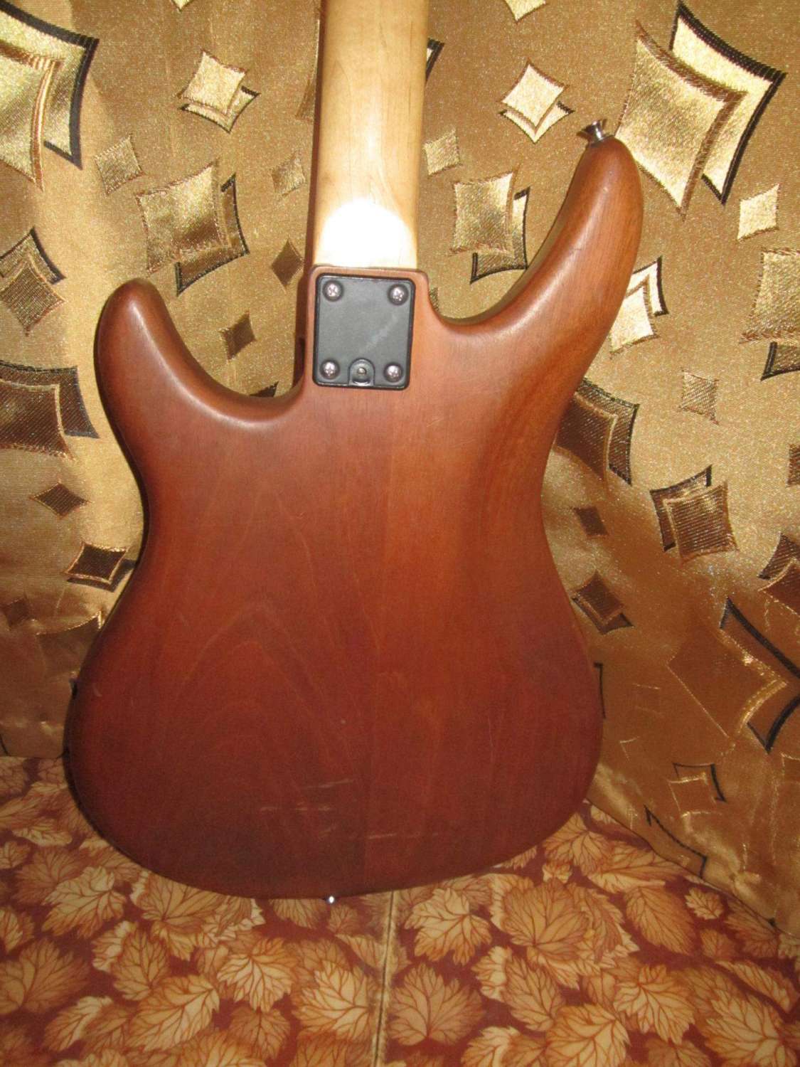 ПРОДАНО USA PEAVEY PATRIOT 1986 с кейсом