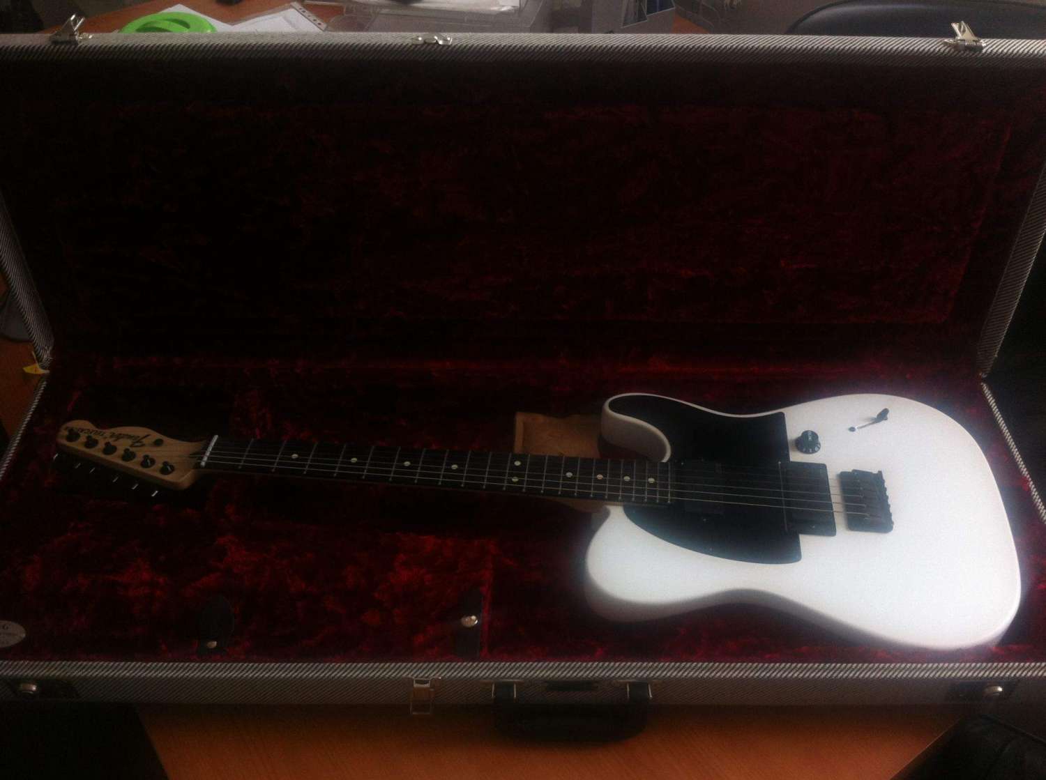 FENDER JIM ROOT TELECASTER WHT