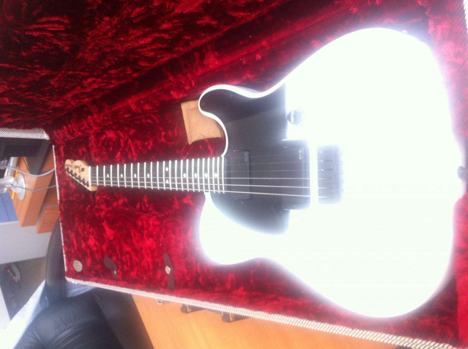 FENDER JIM ROOT TELECASTER WHT