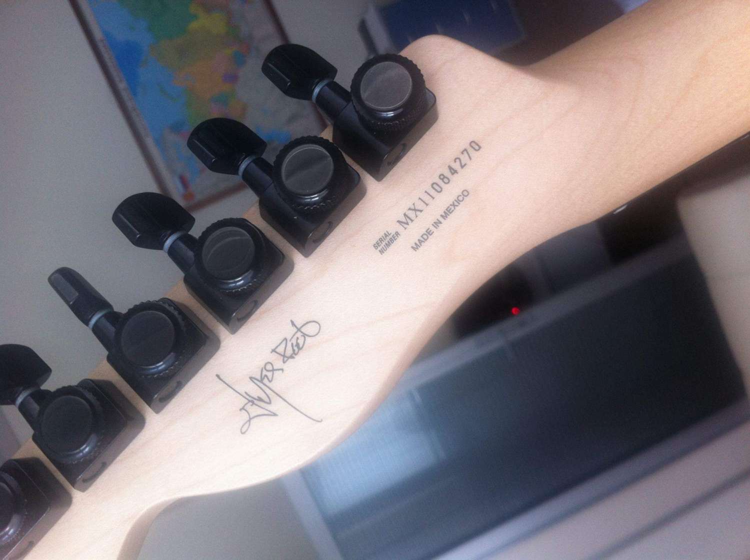 FENDER JIM ROOT TELECASTER WHT