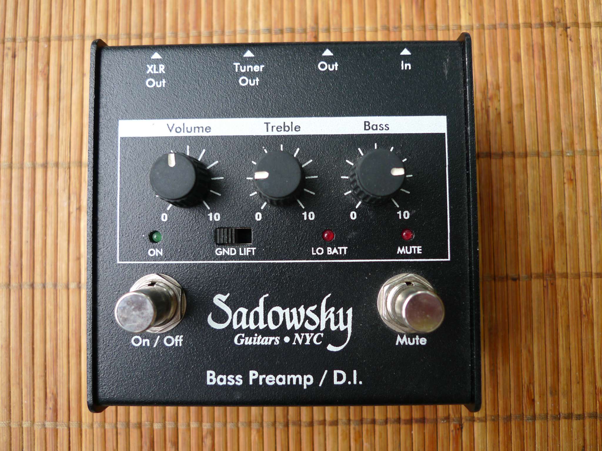 Бас преамп. Sadowsky Bass preamp. Bass preamp. Sadowsky Bass. Bass preamp Hi gain.