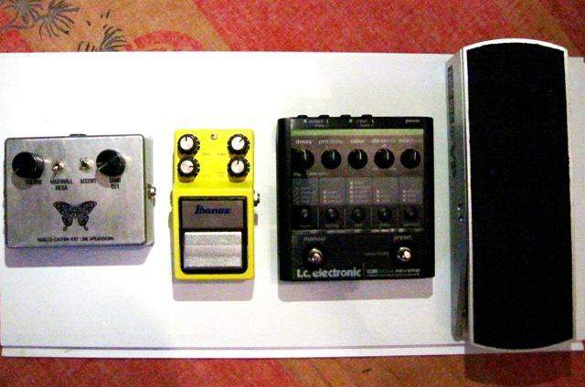 Продажа/обмен:ревер TC NR-1,спикерсим Hotline2, фузз Fulltone'70, комбик Crate