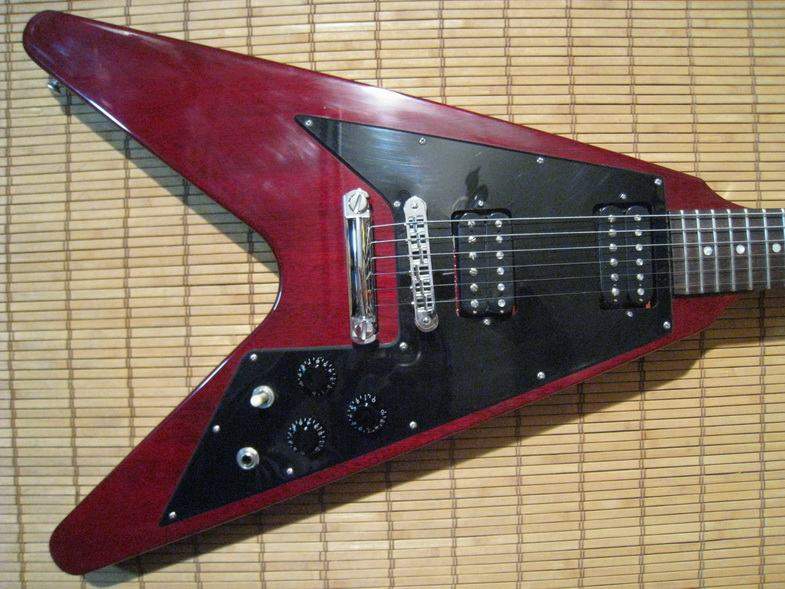 Продам Gibson Flying V за 30000