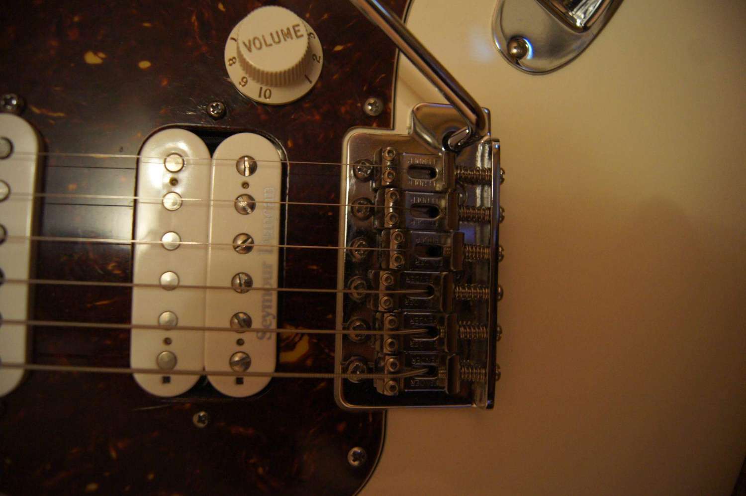 Продано!!!!!!Fender Deluxe Lonestar Stratocaster 2011 Arctic White MIM