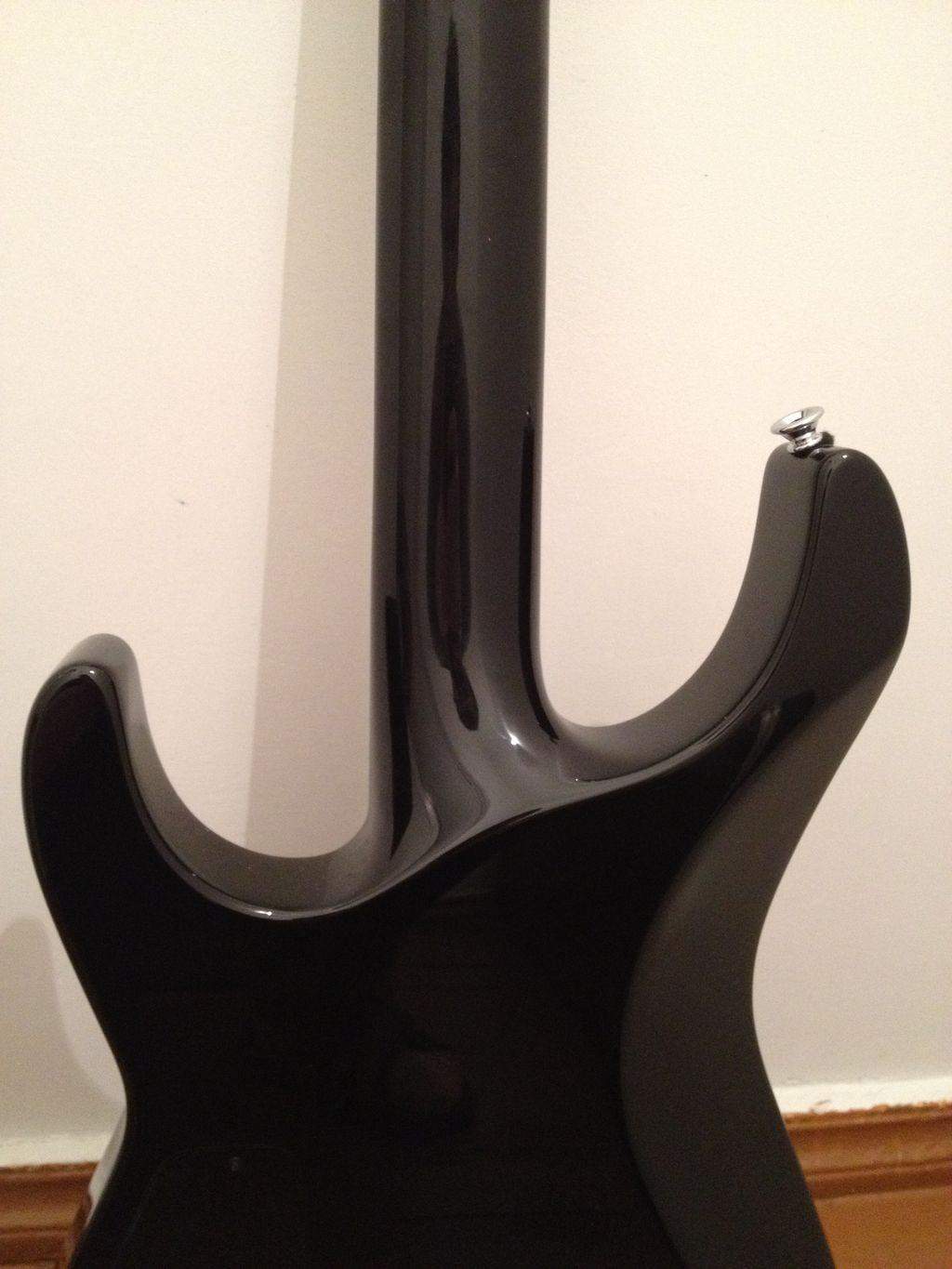 Jackson USA SL2-H FT (Soloist с кленовым топом и фиксированным бриджем)