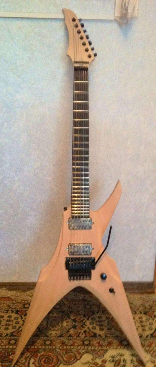 Продаю кастом 7ми струн с BKP Warpig и Floyd Rose Original