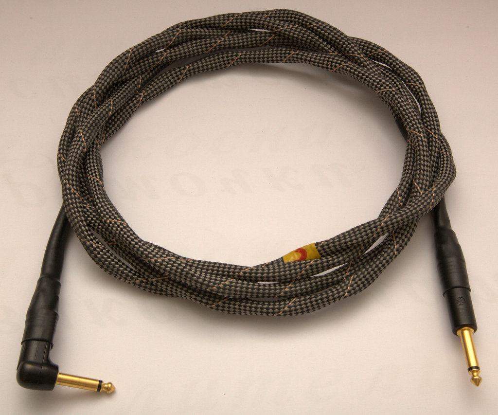 Продам Швейцарский кабель VOVOX Sonorous Protect A 916582-2