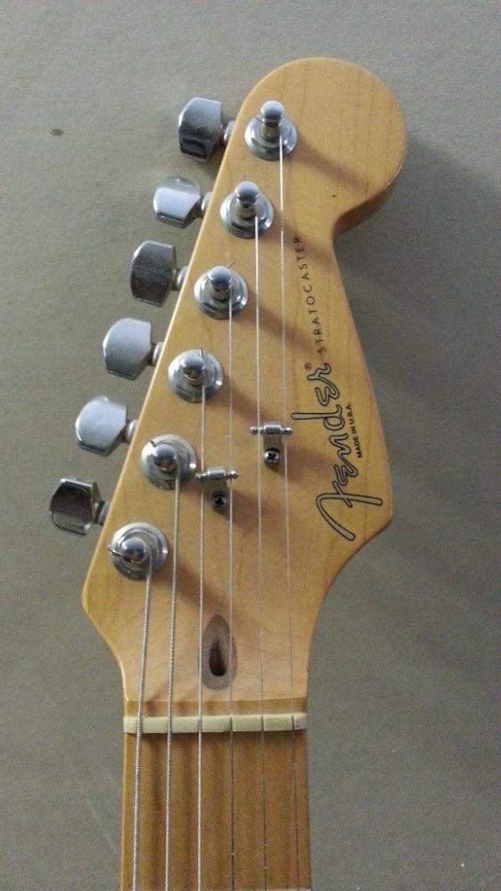 электрогитара Fender Stratocaster Standart USA 98 года