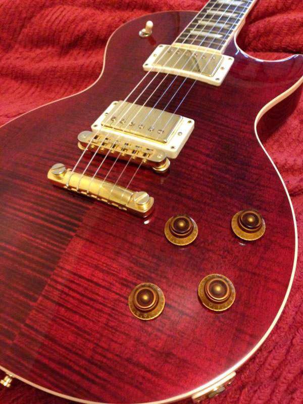 Gibson Les Paul Standard Plus 2005 1000$ цена снижена! срочно!