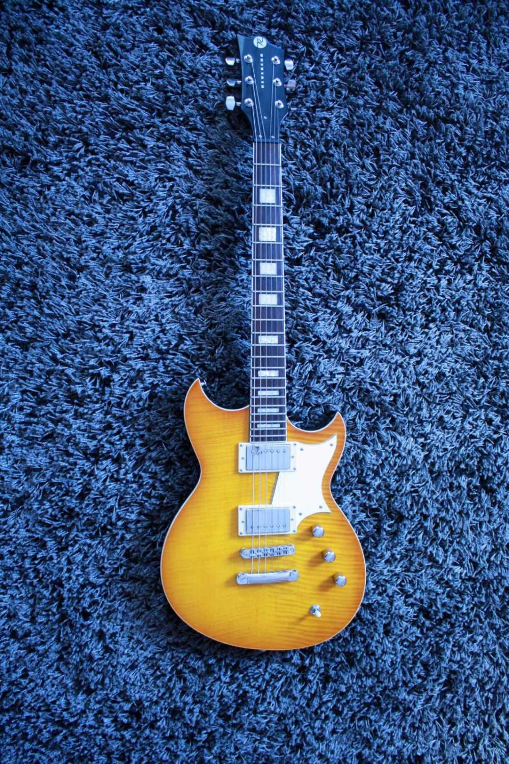 Продам: Reverend Sensei Hb-Fm Flame Maple faded Burst (корея)