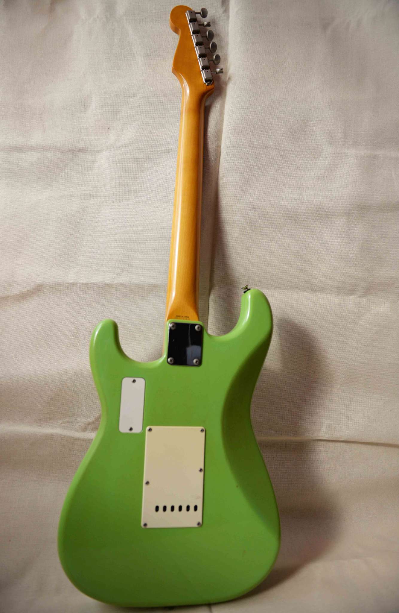 Продаю Fender Stratocaster Japan 1988