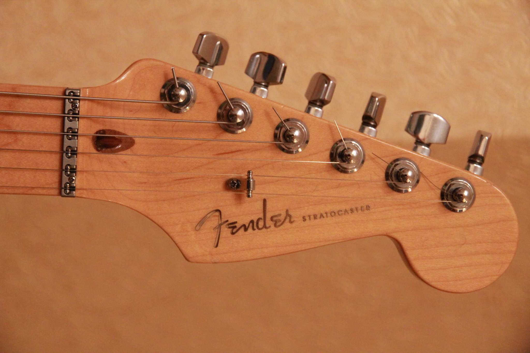 Продам Fender American Deluxe Ash Stratocaster ПРОДАНО