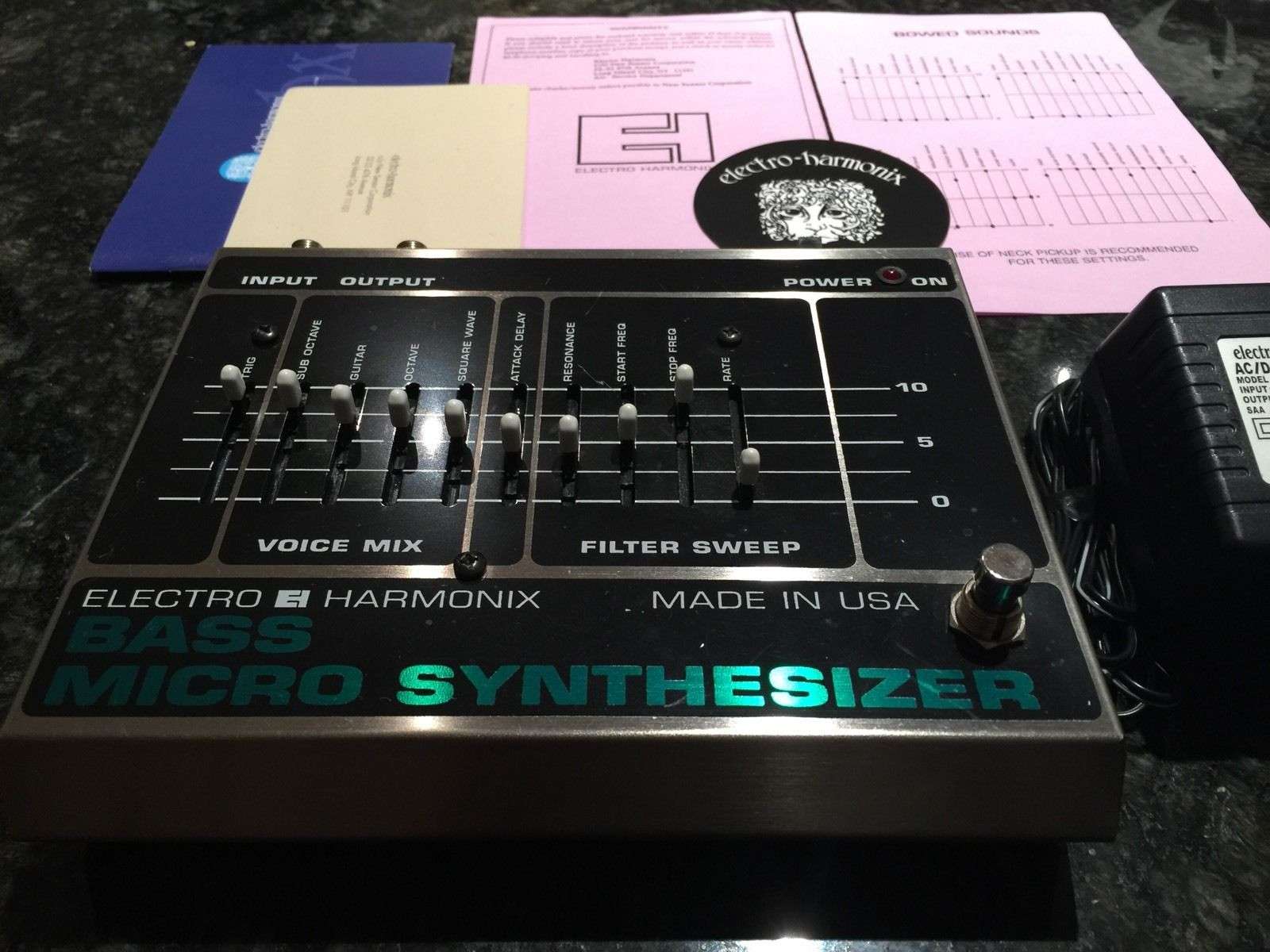 Куплю Electro-Harmonix Bass Micro Synthesizer 2075472-0