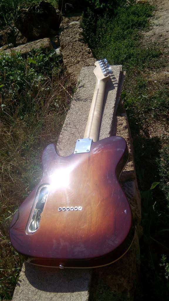 Продается телекастер моей работы (Макс Винник Vinnieguitars г. Симферополь).