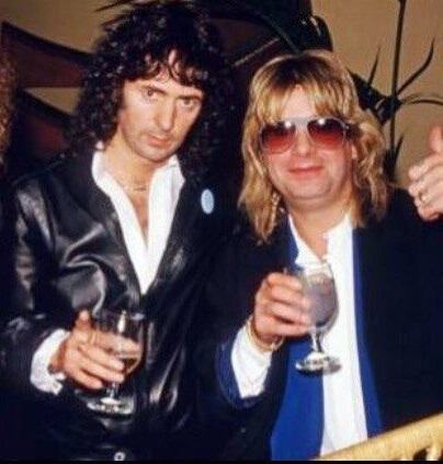 Редкие гитарные снимки (скандальные-шутошные-провокационые-неизвесные)