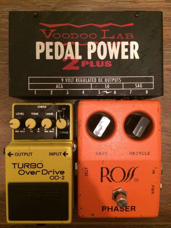 Ross Phaser (USA 1979), Питание Voodoo Lab 2 plus, Boss OD-2 Japan Black Label