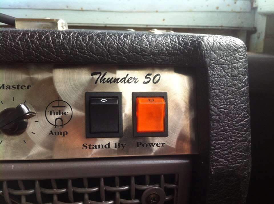 Ламповый комбоусилитель engl Thunder 50 Drive E322 50000 руб 2105102-0