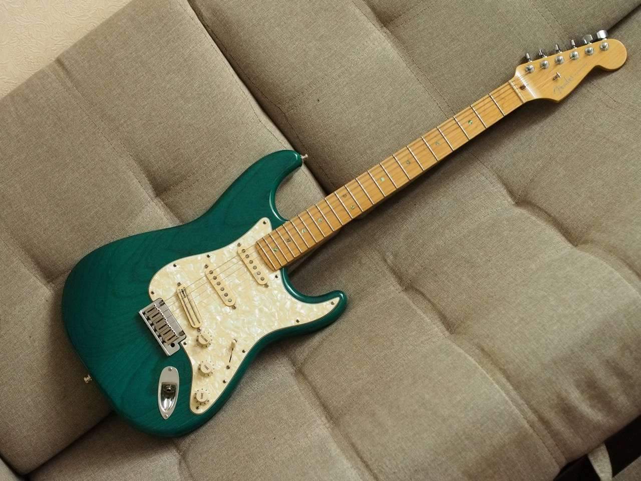 Fender Stratocaster Deluxe Ash ПРОДАН