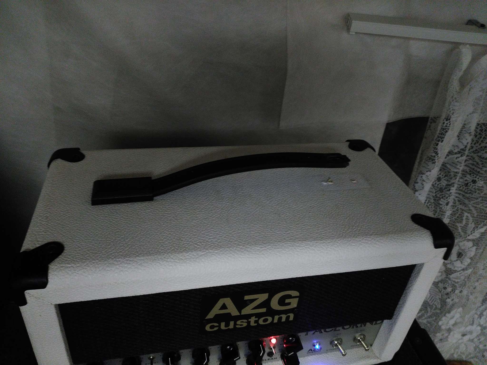 Продам ламповый усилитель AZG Custom Facegrind 2202403-1