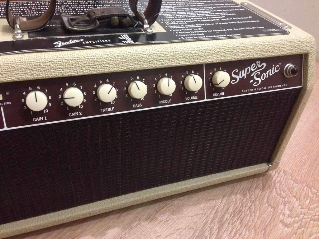 ПРОДАНО! Ламповый усилитель Fender Super Sonic 22 Head USA 40000 руб 2282299-3