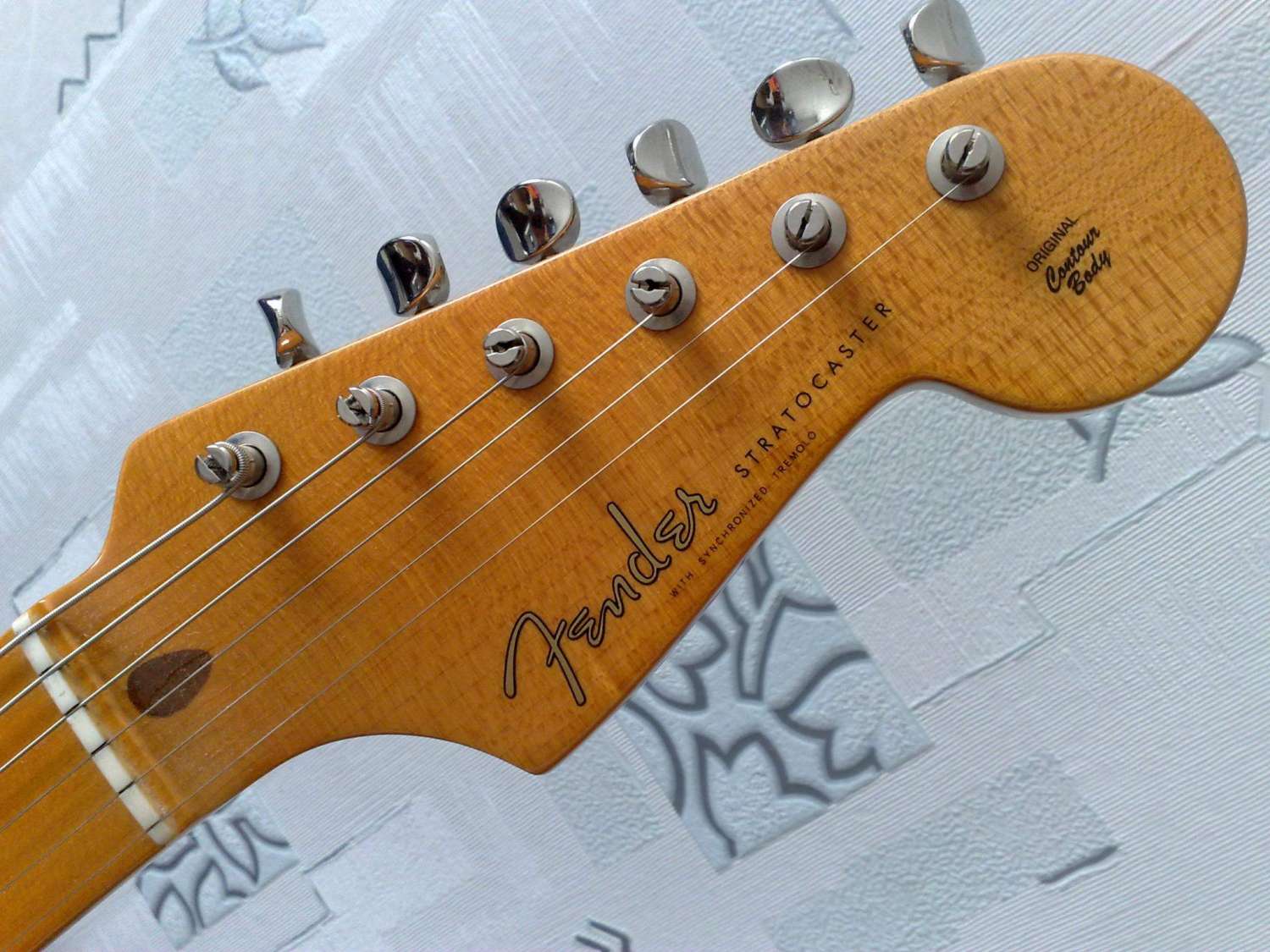 Fender гриф лакированный