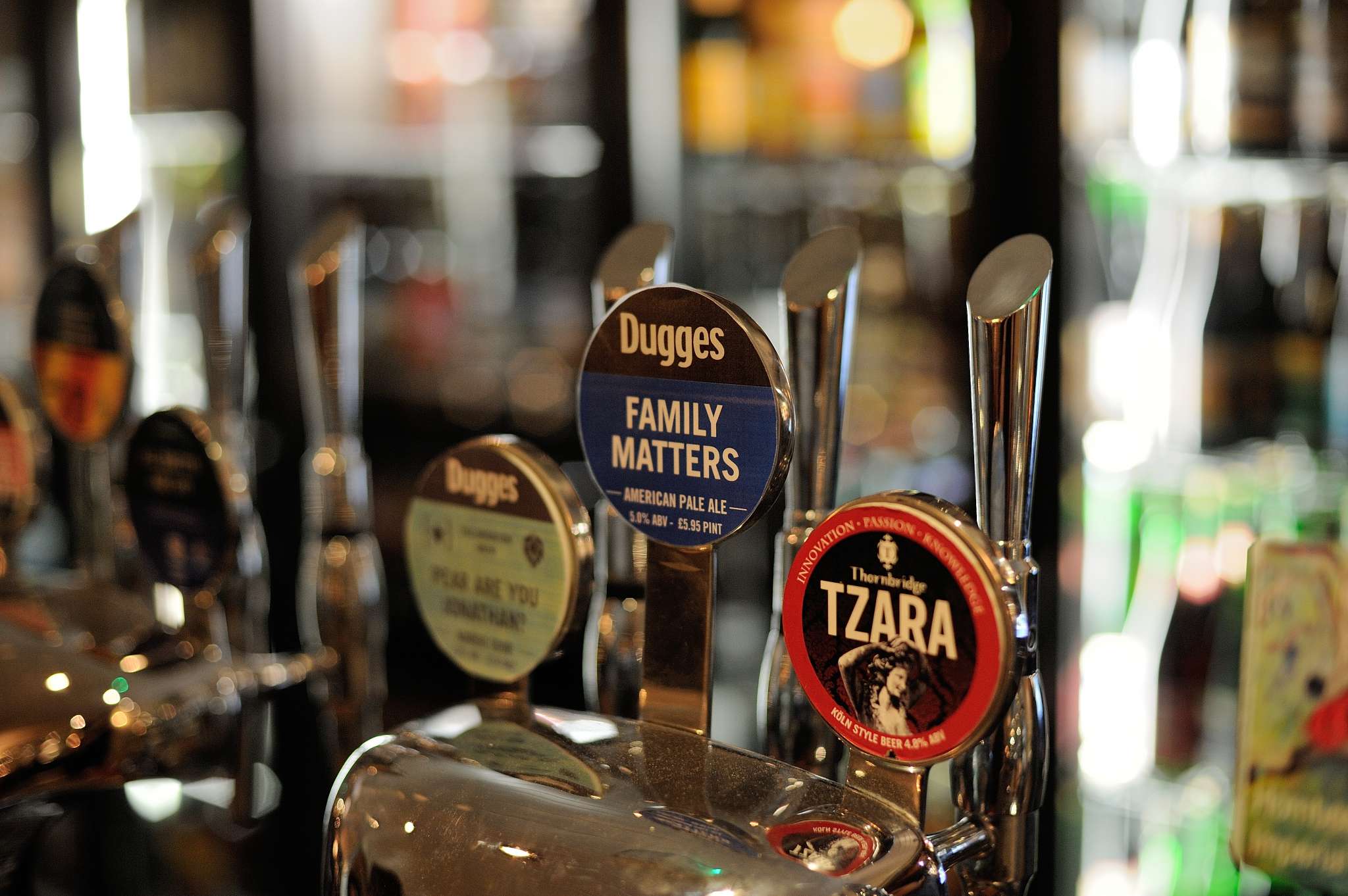 Клуб любителей пива. 1988912-8