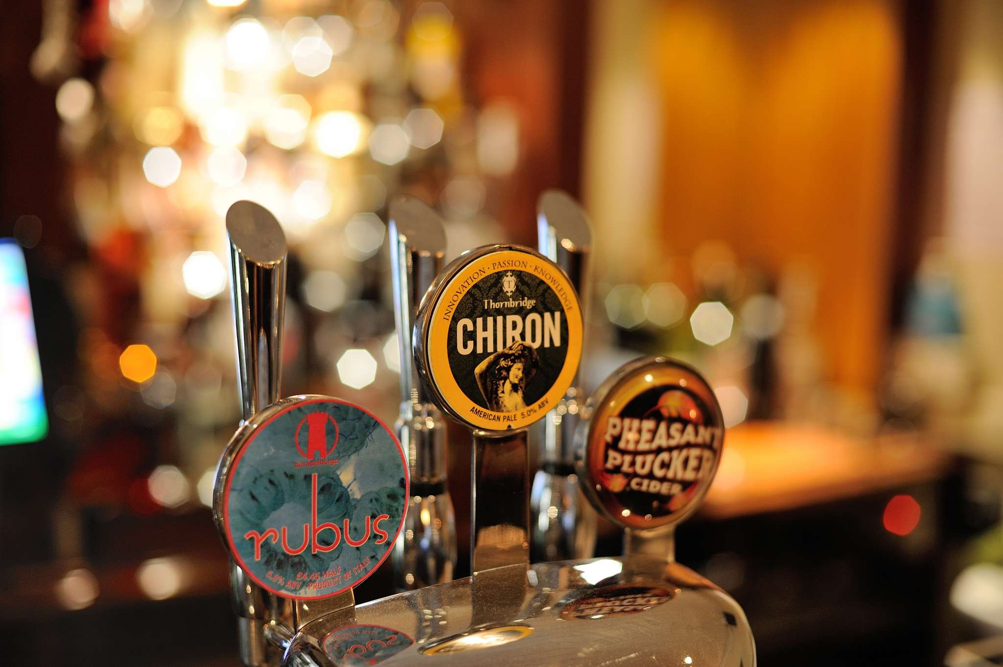 Клуб любителей пива. 1988914-9