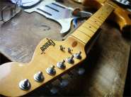 Greco Stratocaster 1975-1.jpg