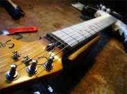 Japan Squier85-10.jpg