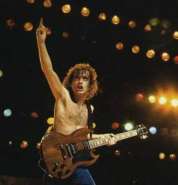 angus young.jpg