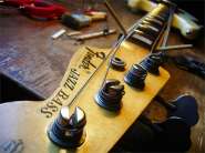 Fender JB 1969-11.jpg