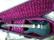2_Schecter_C1_Classic_blue.JPG