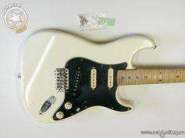 squier_strat_1.jpg