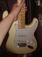 198497249_1_1000x700_prodam-obmenyayu-sbornyy-fender-stratocaster-yngwie-malmsteen-kiev_rev009.jpg