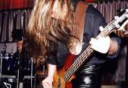 Первый раз в первый класс - обзор баса Washburn XB 100 541053-0