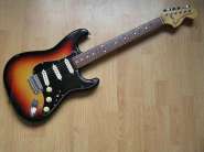 Fender St 72 3tone sunburst.jpg