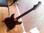 1349793562_444993580_1--Fender-Stratocaster-.jpg