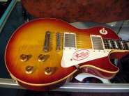 Gibson 1959 Les Paul Standard VOS.jpg