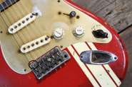 levis-vintage-clothing-fender-stratocaster-guitar-02.jpg