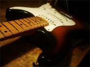 F.strat90 RE57-16.jpg