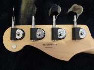 Продаю бас FENDER American Deluxe Precision (USA) РЕДКАЯ юбилейная модель !!!!! 368596-4