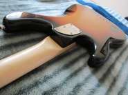 Продаю бас FENDER American Deluxe Precision (USA) РЕДКАЯ юбилейная модель !!!!! 368608-9