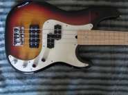 Продаю бас FENDER American Deluxe Precision (USA) РЕДКАЯ юбилейная модель !!!!! 368610-10