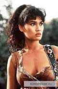 kinopoisk.ru-Tia-Carrere-31444.jpg