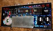 VICTOR_CUSTOM_DUAL_FIVE_INSIDE_1.jpg