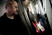 GetLucky_Guitar_05_bg.jpg