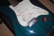 Продается Fender American Deluxe Stratocaster HSS 289371-2