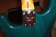 Продается Fender American Deluxe Stratocaster HSS 289379-6