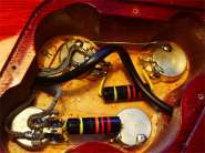 Gibson CS R8-13.jpg